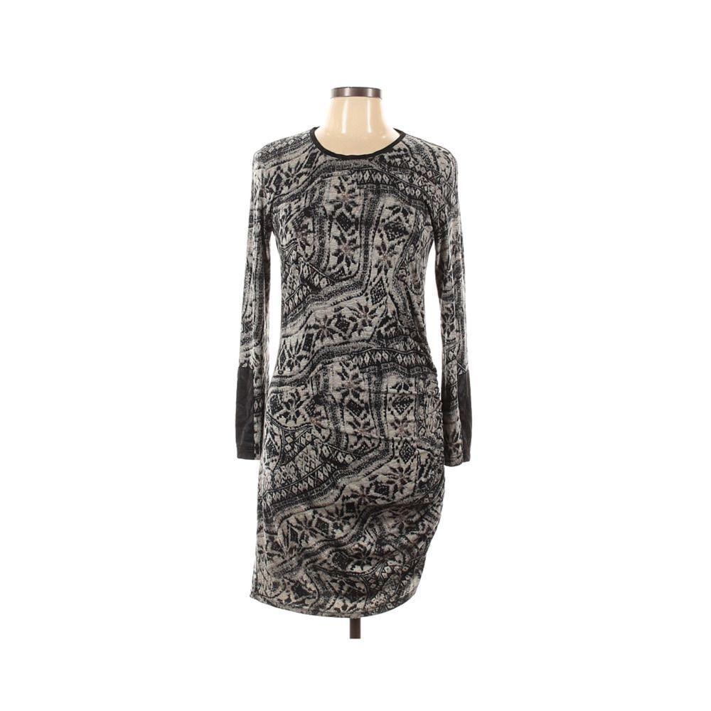 Sweater dress, fitted & above knee by SW3 UK Bespoke Women’s Small,black & white